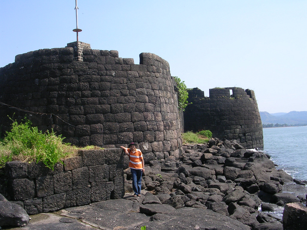 Kolaba fort is one of the best places to visit in Alibaug in 2024