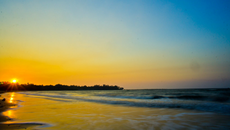 beach in Alibaug