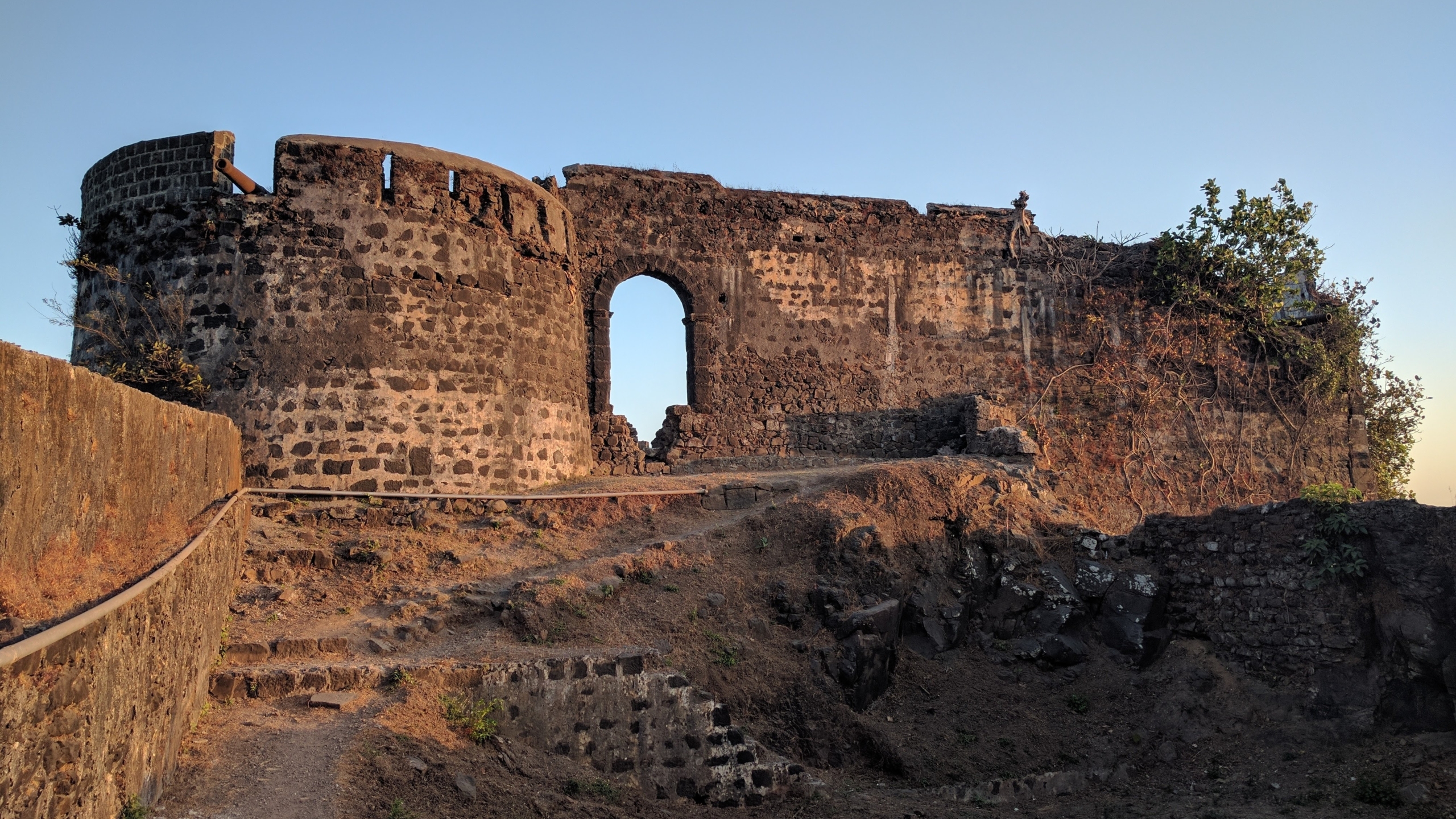 Korlai Fort is one of the best things to do in Alibaug  