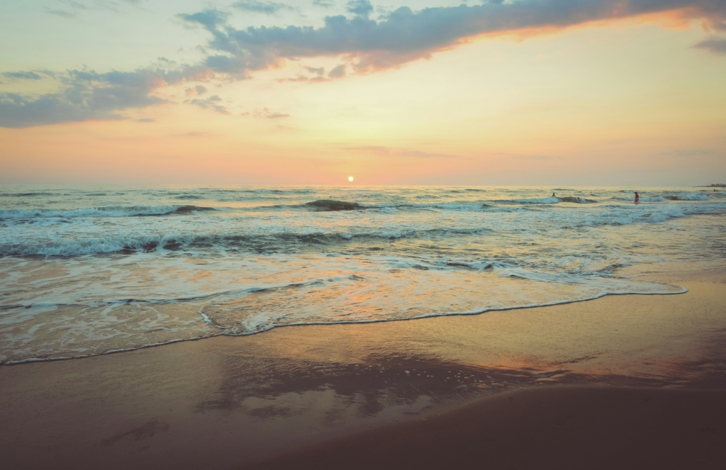 marari beach one of the places to visit in alleppey