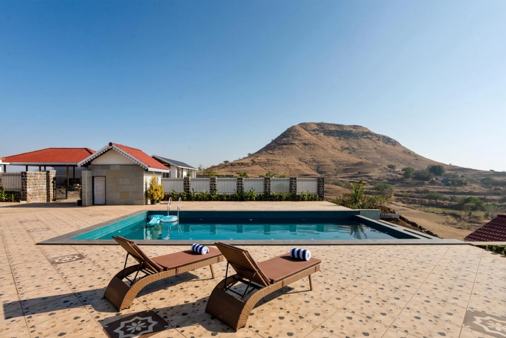 Breezy Whispers by StayVista a beautiful villa in Igatpuri