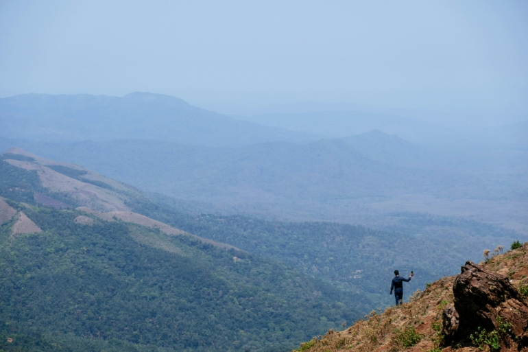 mullayangiri hills in chikmagalur