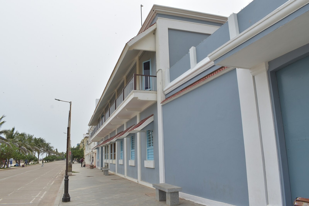 Aurobindo Ashram in Pondicherry
PC: Pinakpani - https://commons.m.wikimedia.org/wiki/User:Pinakpani