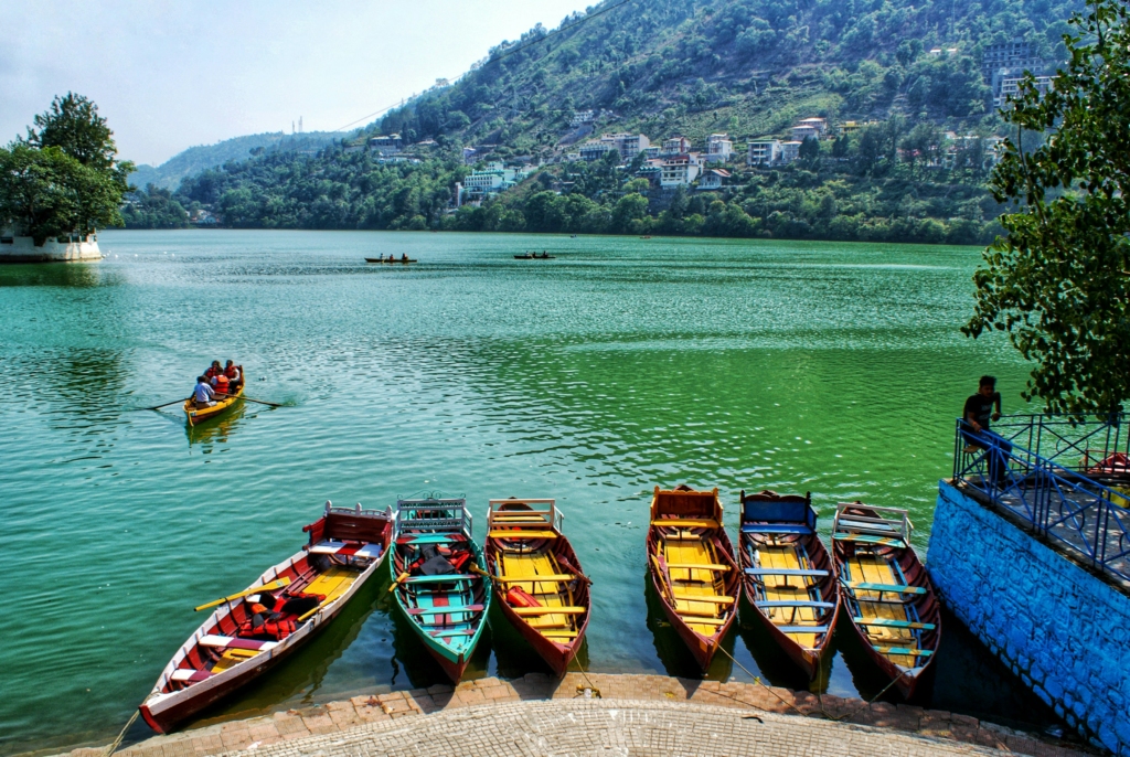 boating in bhimtal lake near nainital