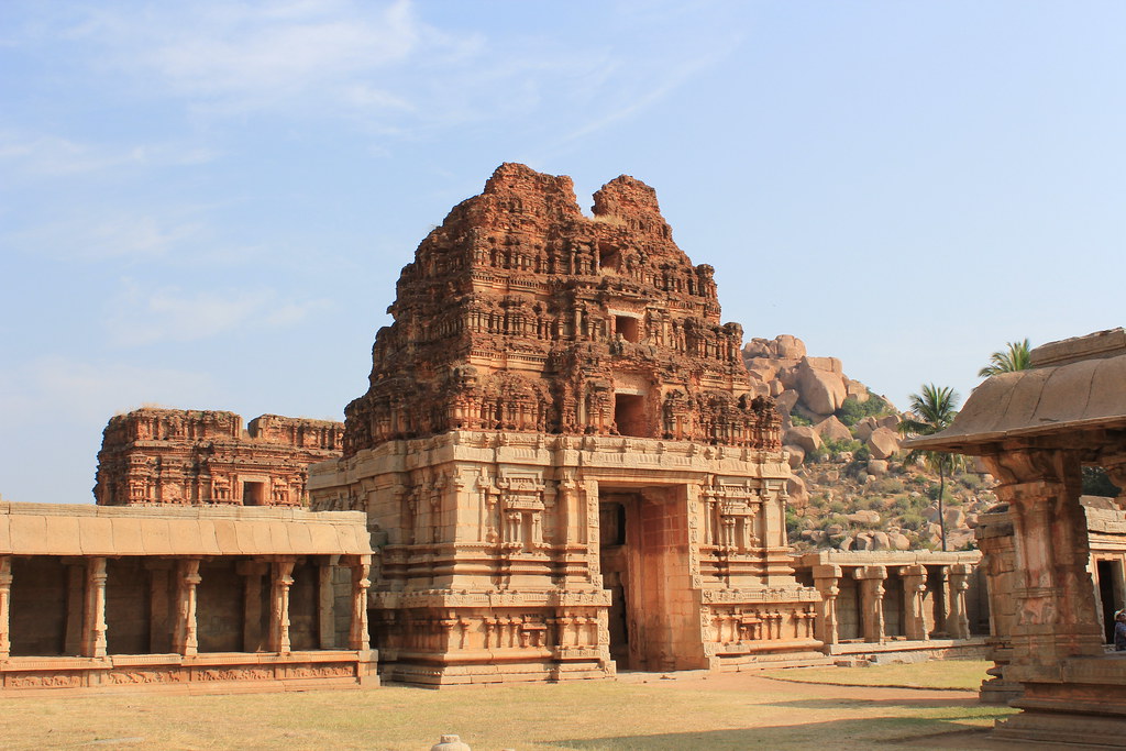 best time to visit Hampi in december PC: Arian Zwegers via Flickr https://www.flickr.com/photos/azwegers/9881829625