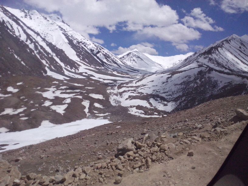 Snowfall in Ladakh - A must visit winter destination for November December in India
