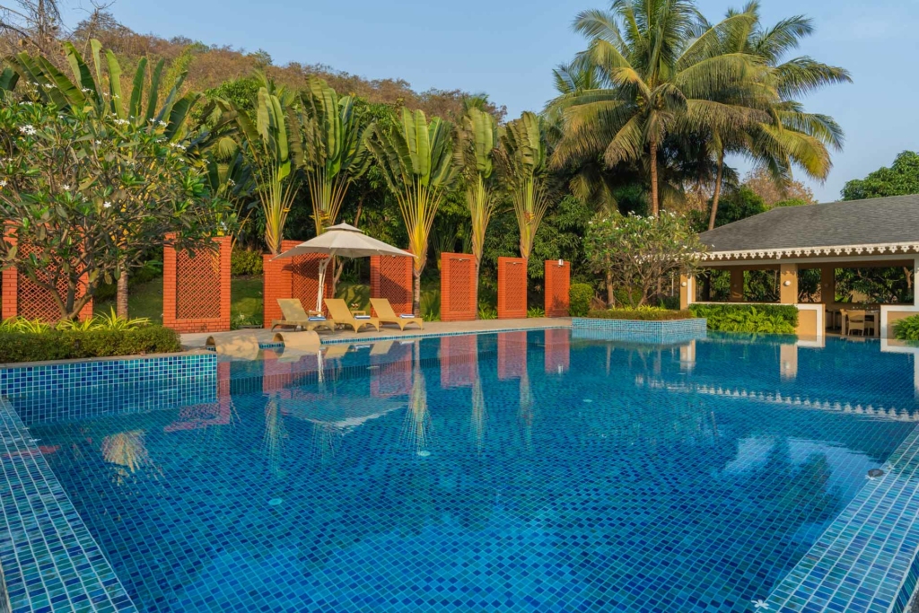 a villa near Mumbai for a family reunion