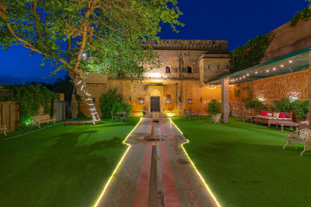 a villa near Delhi for a family reunion