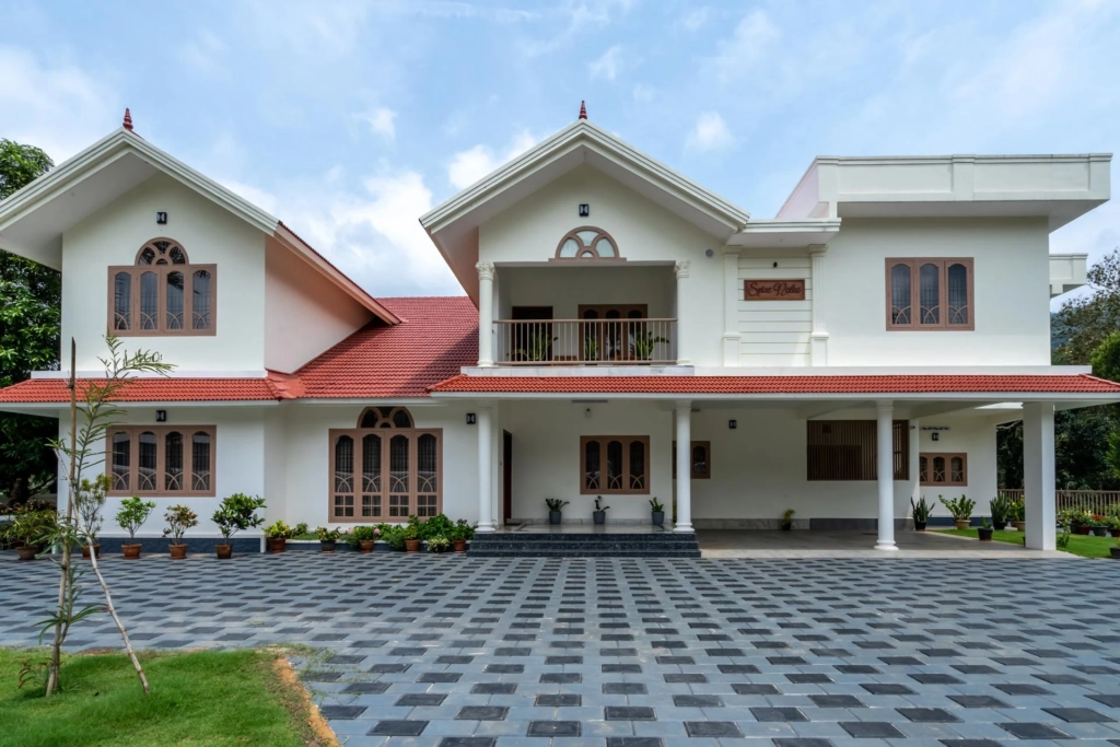 luxury villas in Kerala during your road trip in kerala with friends and family