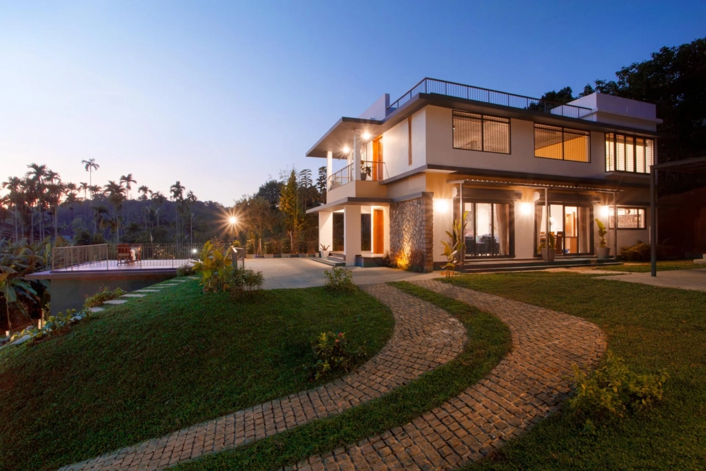 luxury villas in Kerala during your road trip in kerala with friends and family