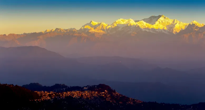 Darjeeling in December: A Complete Winter Survival Guide