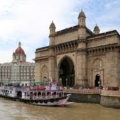 things to do in Mumbai Image credits: Sailko via Wikimedia https://commons.wikimedia.org/wiki/File:Mumbai,_gateway_of_india_02.jpg