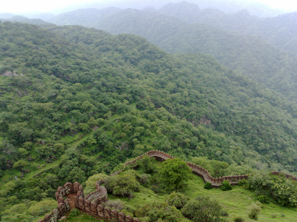 kumbalgarh wall