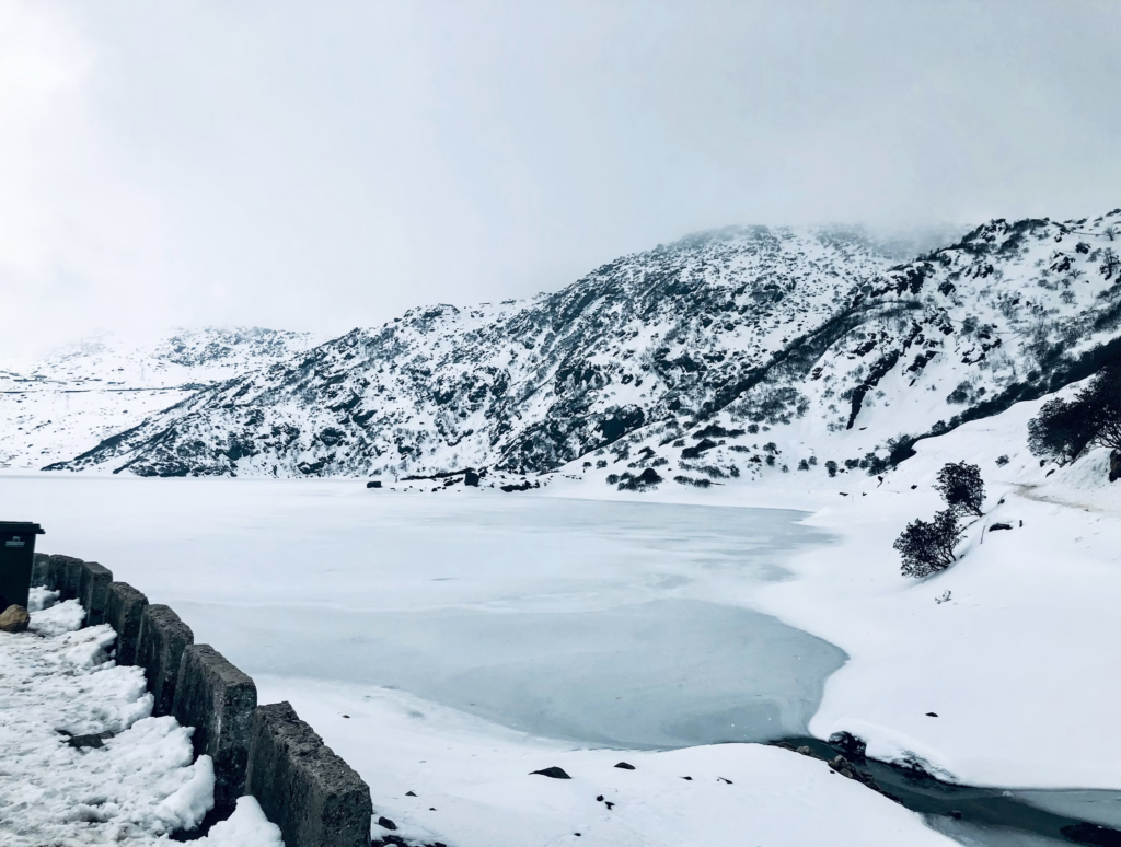 changu lake in sikkim gangtok