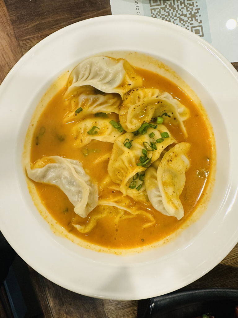 momos in gangtok