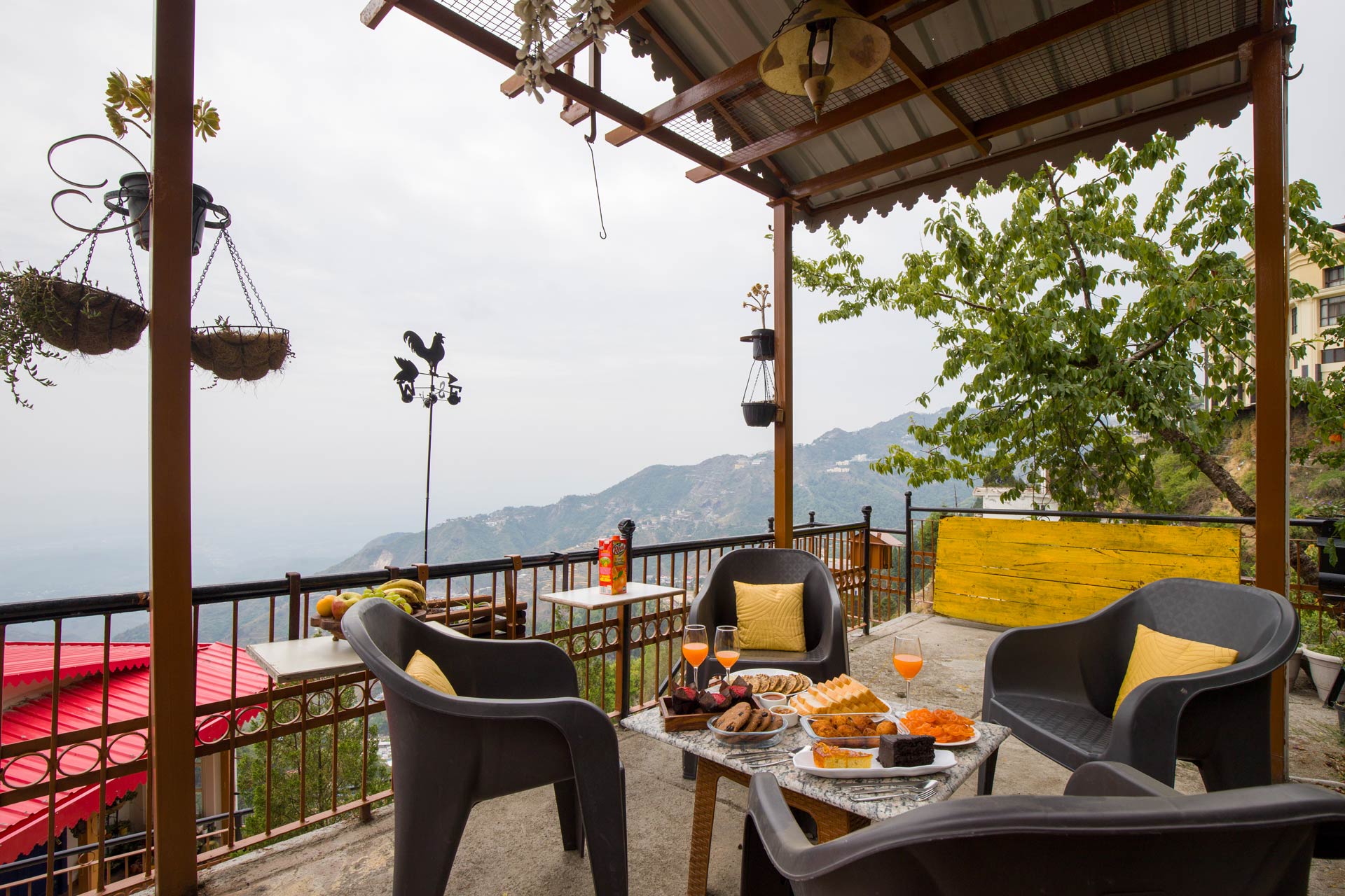 Mussoorie food and villa image