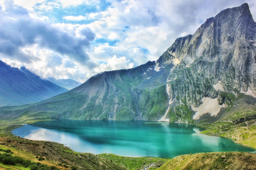 lakes in kashmir