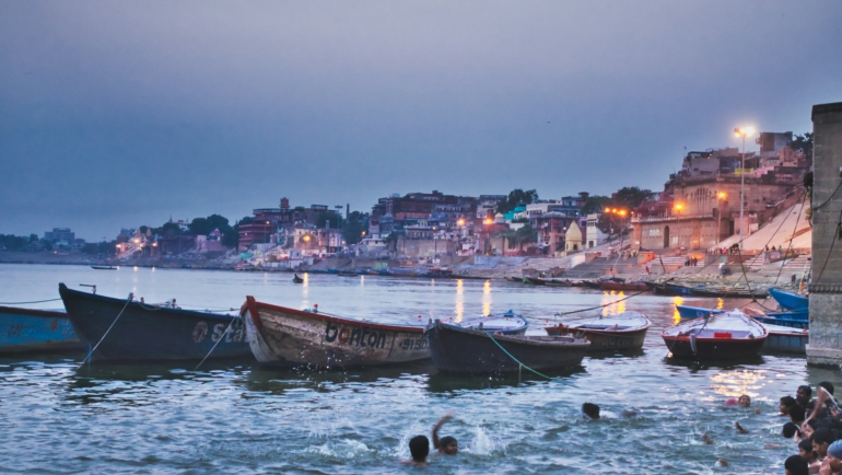 mahashivratri 2025 shahi snan in prayagraj varanasi