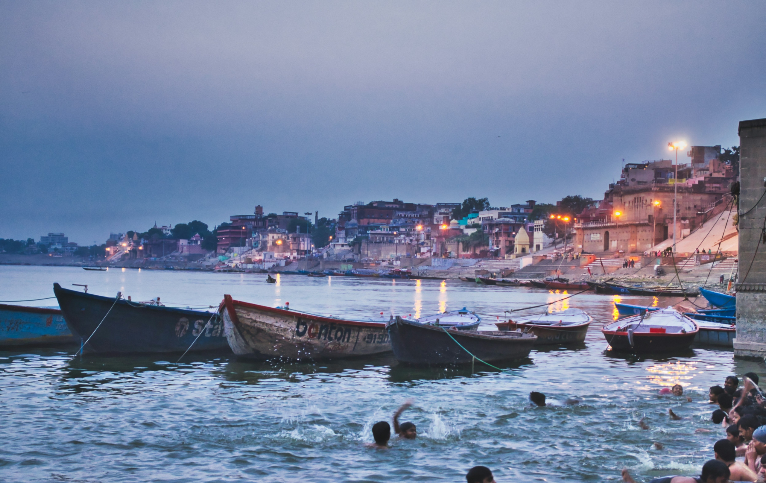 mahashivratri 2025 shahi snan in prayagraj varanasi